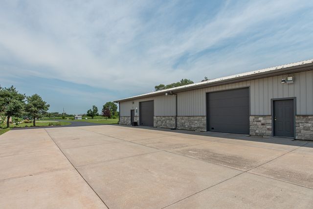 19657 Sharp Road, Elwood, IL 60421