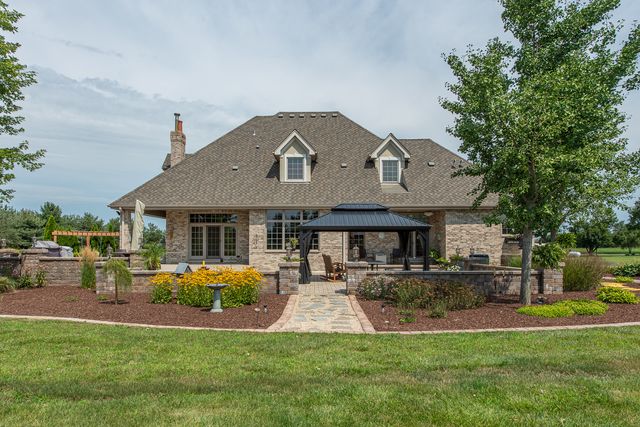 19657 Sharp Road, Elwood, IL 60421