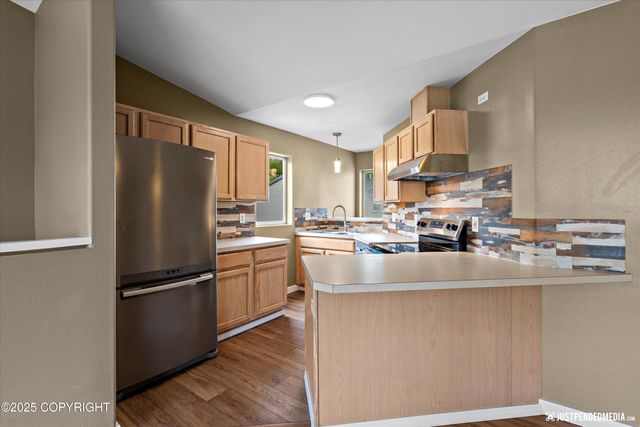 7616 Boundary Avenue, Anchorage, AK 99504