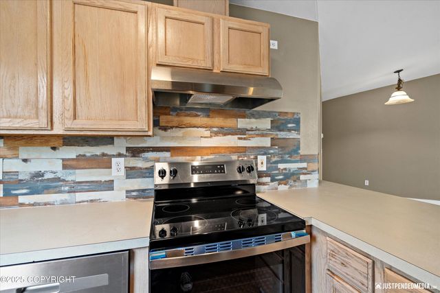 7616 Boundary Avenue, Anchorage, AK 99504
