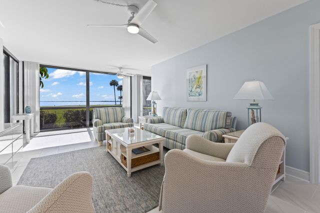 3472 NE Causeway Boulevard 104, Jensen Beach, FL 34957