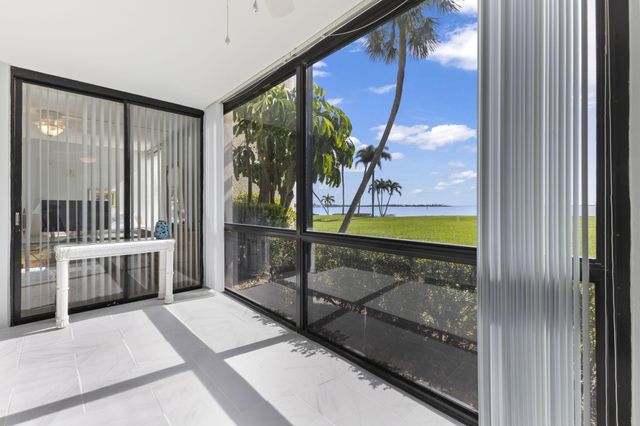 3472 NE Causeway Boulevard 104, Jensen Beach, FL 34957