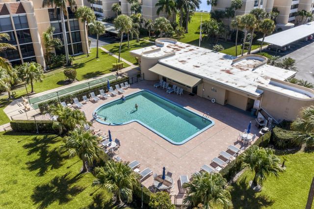 3472 NE Causeway Boulevard 104, Jensen Beach, FL 34957