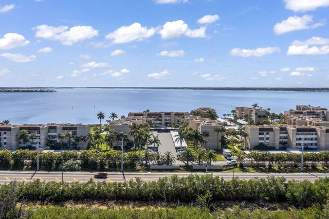 3472 NE Causeway Boulevard 104, Jensen Beach, FL 34957