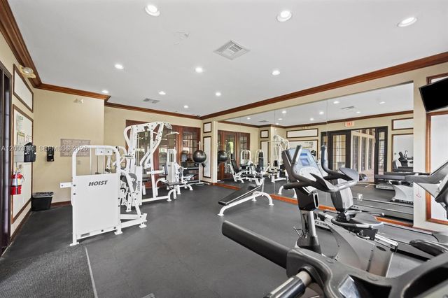 4195 N Haverhill Road 307, West Palm Beach, FL 33417
