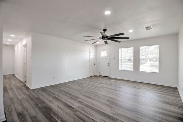 718 Arapaho Drive, Tioga, TX 76271