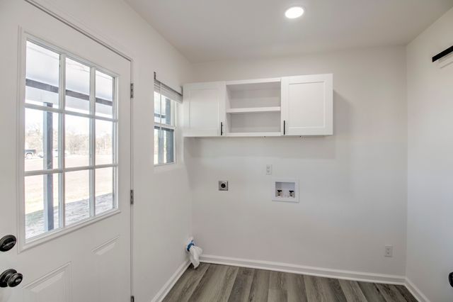 718 Arapaho Drive, Tioga, TX 76271