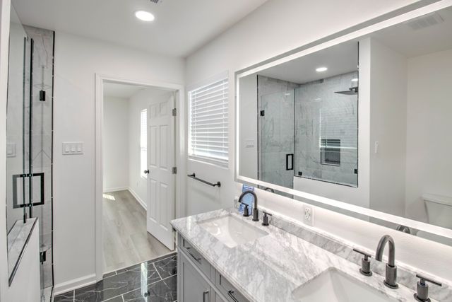 718 Arapaho Drive, Tioga, TX 76271