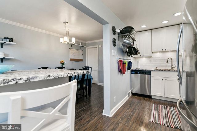 2257 DERMOND AVE, Upper Darby, PA 19082