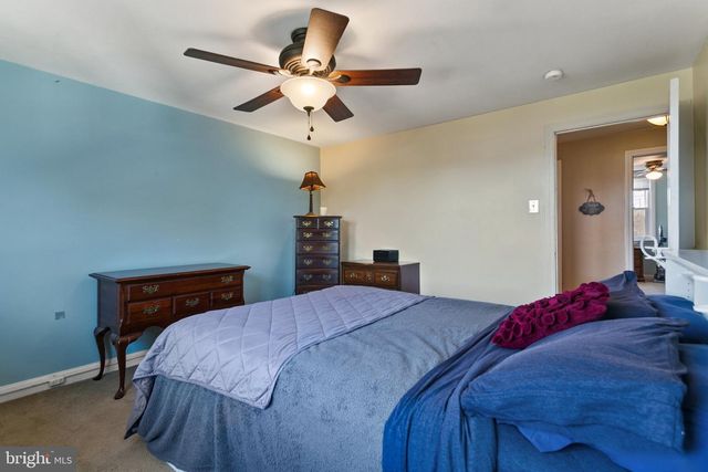 2257 DERMOND AVE, Upper Darby, PA 19082