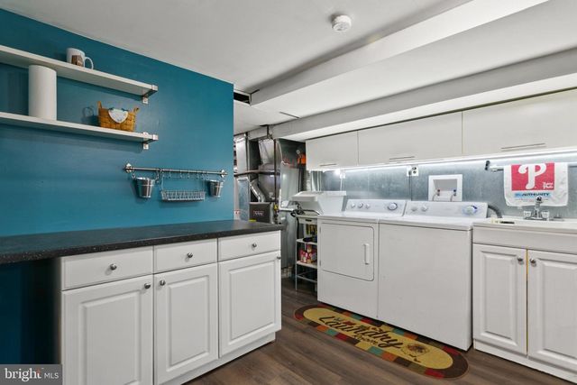 2257 DERMOND AVE, Upper Darby, PA 19082