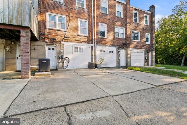2257 DERMOND AVE, Upper Darby, PA 19082