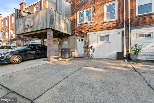 2257 DERMOND AVE, Upper Darby, PA 19082
