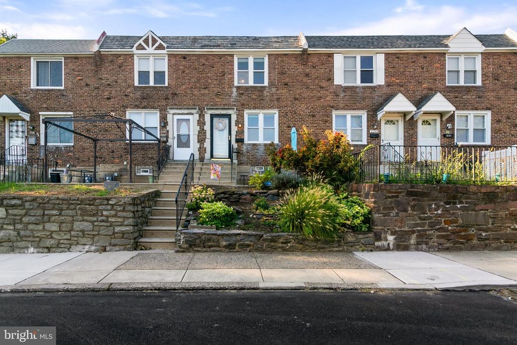 2257 DERMOND AVE, Upper Darby, PA 19082