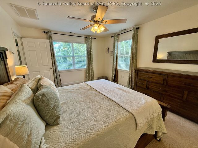 215 Seneca Valley Estates, Charleston, WV 25320