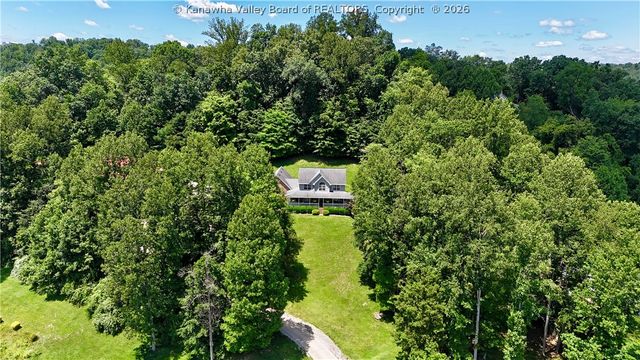 215 Seneca Valley Estates, Charleston, WV 25320