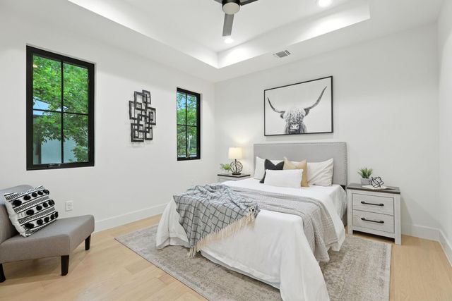 2007 Pasadena DR, Austin, TX 78757