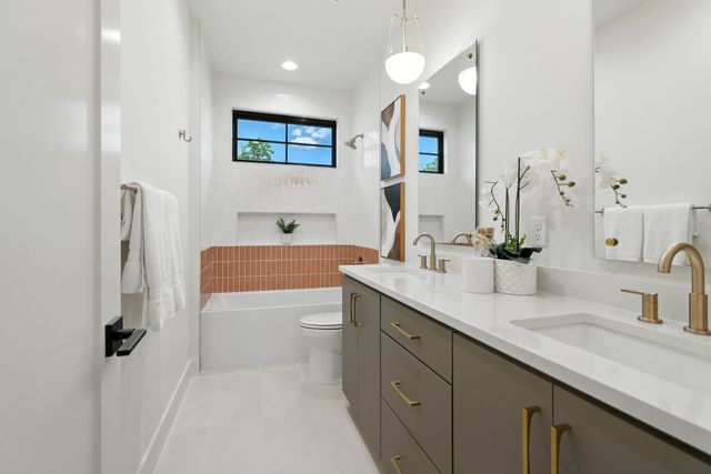 2007 Pasadena DR, Austin, TX 78757