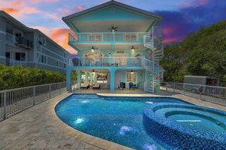 68 Bass Avenue, Key Largo, FL 33037