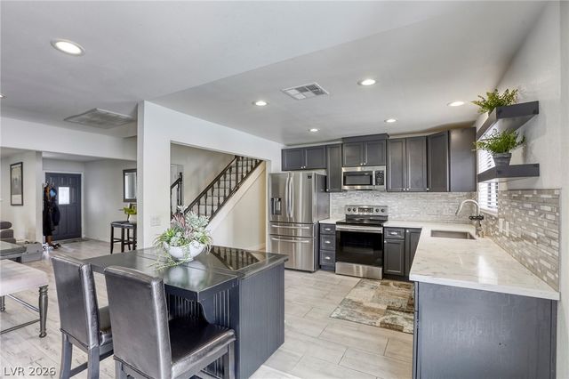 4562 Skyland Drive, Las Vegas, NV 89121