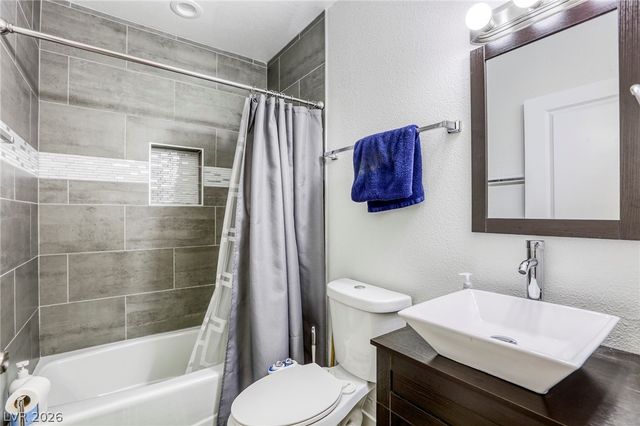 4562 Skyland Drive, Las Vegas, NV 89121