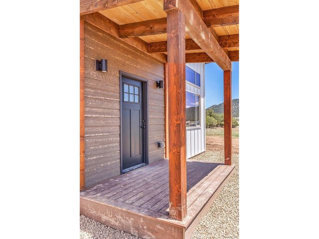 388 14th Trl, Cotopaxi, CO 81223