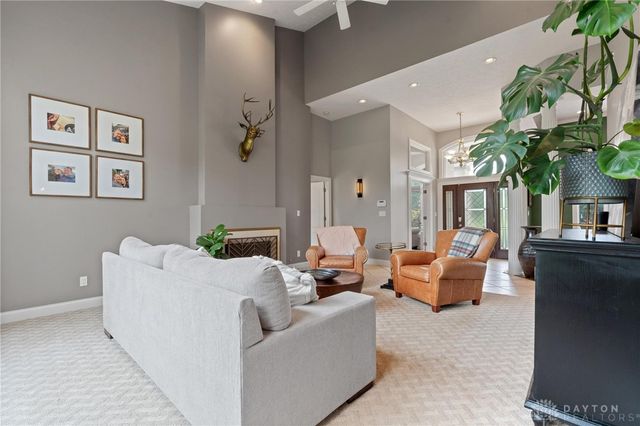 332 Skyland Drive, Beavercreek Twp, OH 45305