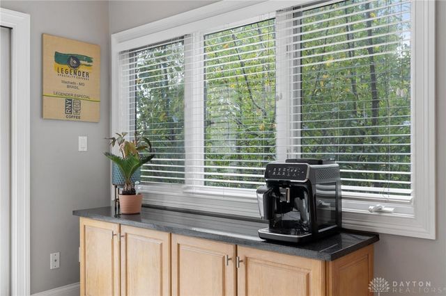 332 Skyland Drive, Beavercreek Twp, OH 45305