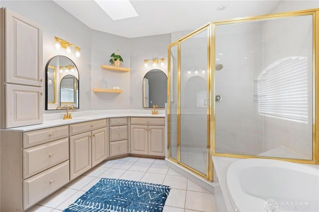 332 Skyland Drive, Beavercreek Twp, OH 45305