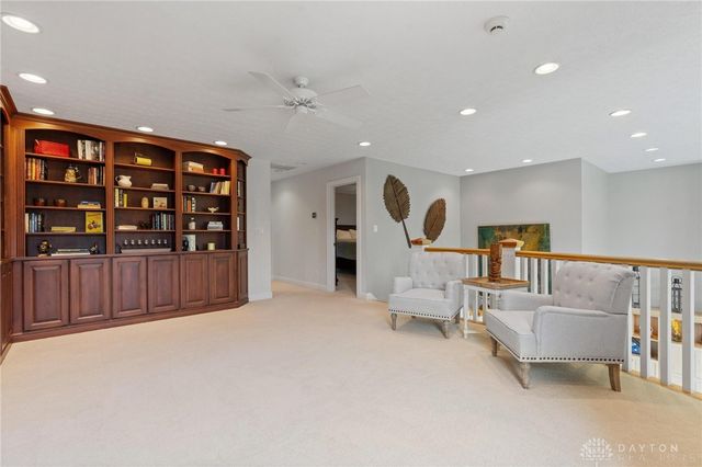 332 Skyland Drive, Beavercreek Twp, OH 45305