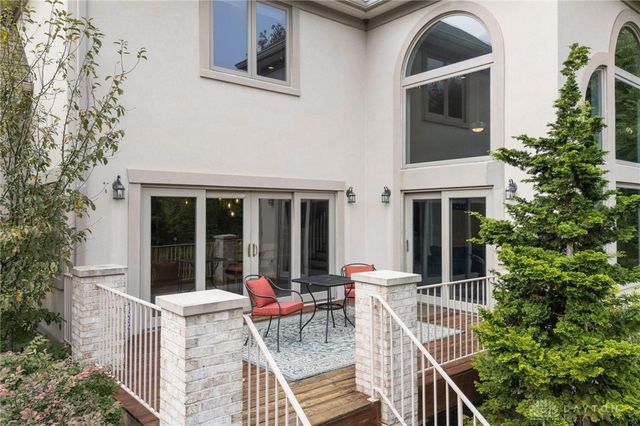 332 Skyland Drive, Beavercreek Twp, OH 45305