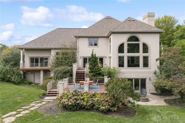 332 Skyland Drive, Beavercreek Twp, OH 45305