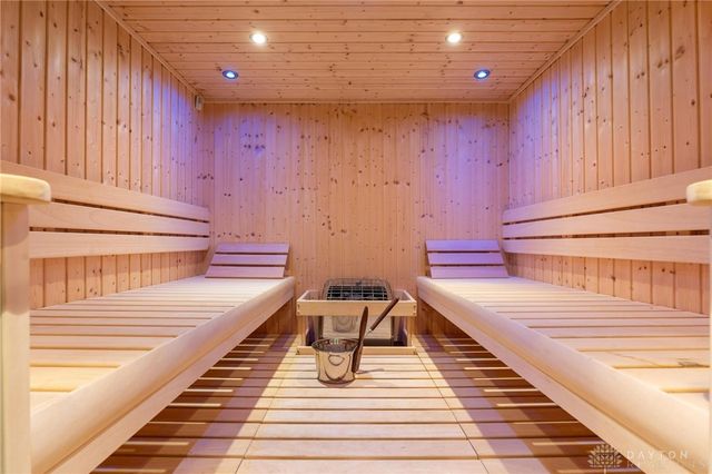 332 Skyland Drive, Beavercreek Twp, OH 45305