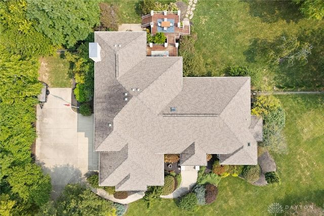 332 Skyland Drive, Beavercreek Twp, OH 45305