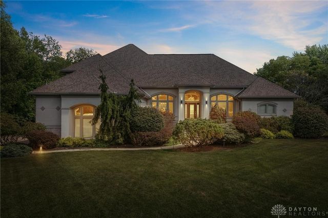 332 Skyland Drive, Beavercreek Twp, OH 45305