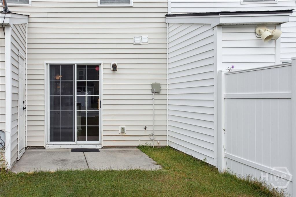 Image 24 of property listing at 84 Fairgreen Street, Savannah, GA 31407