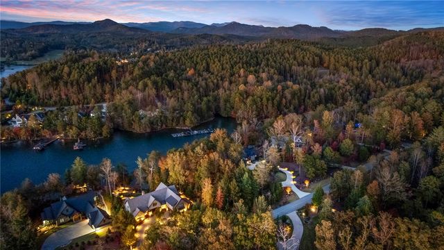 374 Peninsula Ridge, Sunset, SC 29685