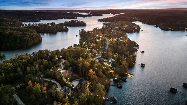 374 Peninsula Ridge, Sunset, SC 29685