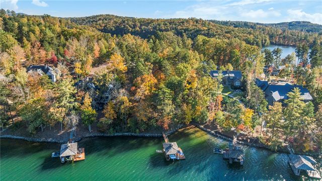 374 Peninsula Ridge, Sunset, SC 29685