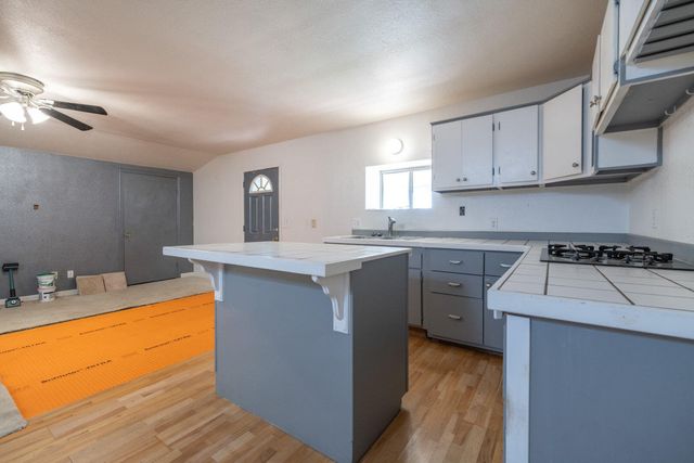 12832 Los Osos Street, Redding, CA 96003