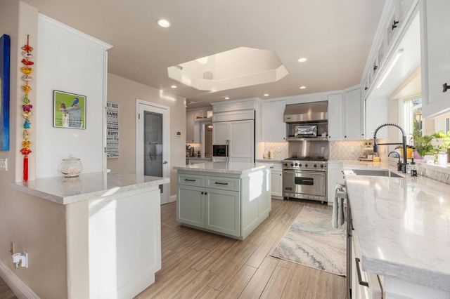 13348 Old Winery Road, Poway, CA 92064