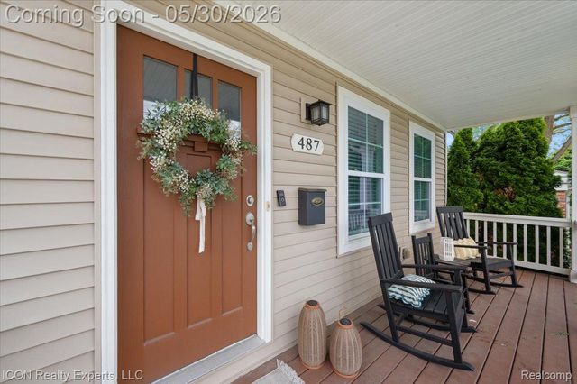 487 N Washington Avenue, Clawson, MI 48017