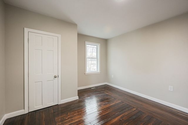 135 Washburn St, Taunton, MA 02780