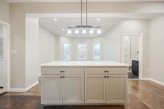 135 Washburn St, Taunton, MA 02780