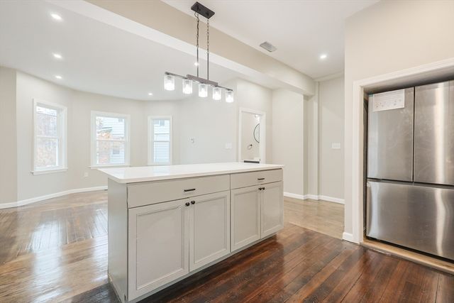 135 Washburn St, Taunton, MA 02780