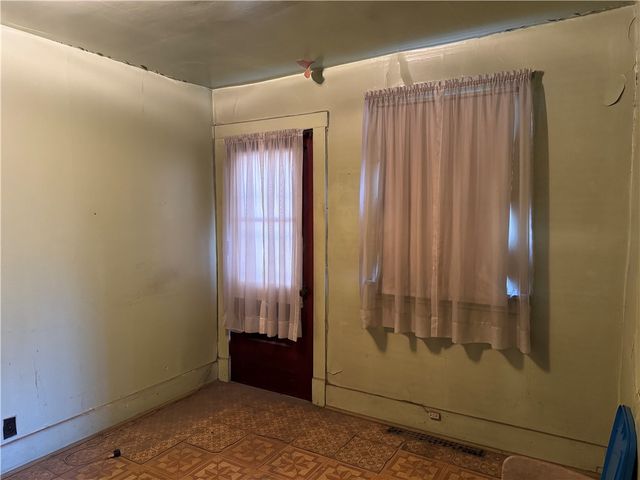 198 12th St, Ambridge, PA 15003