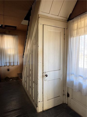 198 12th St, Ambridge, PA 15003