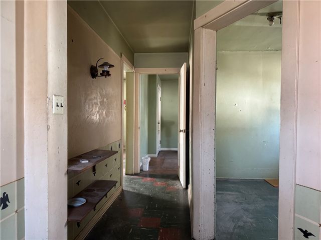 198 12th St, Ambridge, PA 15003