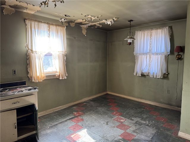 198 12th St, Ambridge, PA 15003