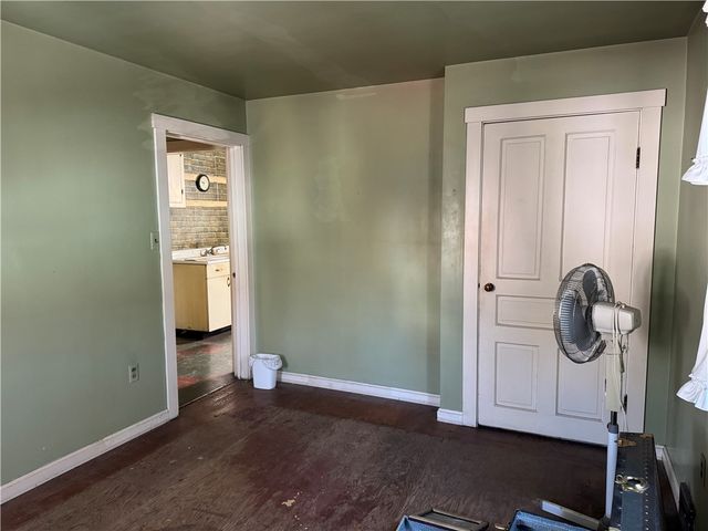 198 12th St, Ambridge, PA 15003